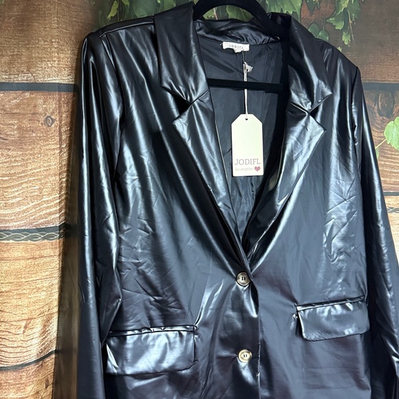 🆕JODIFL Women's Shiny Black Blazer - Picture 3 of 5